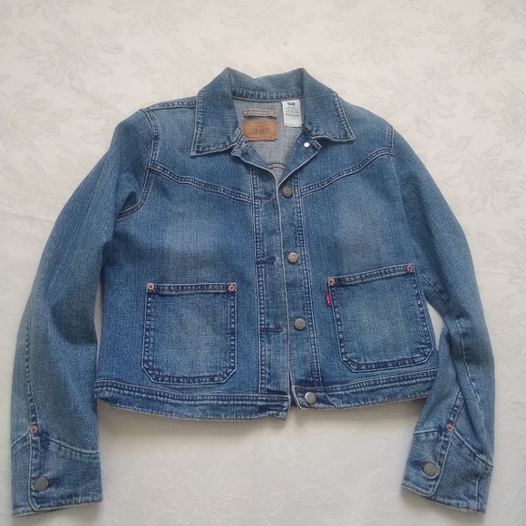 Levi's denim boxy utility jacket patch pockets